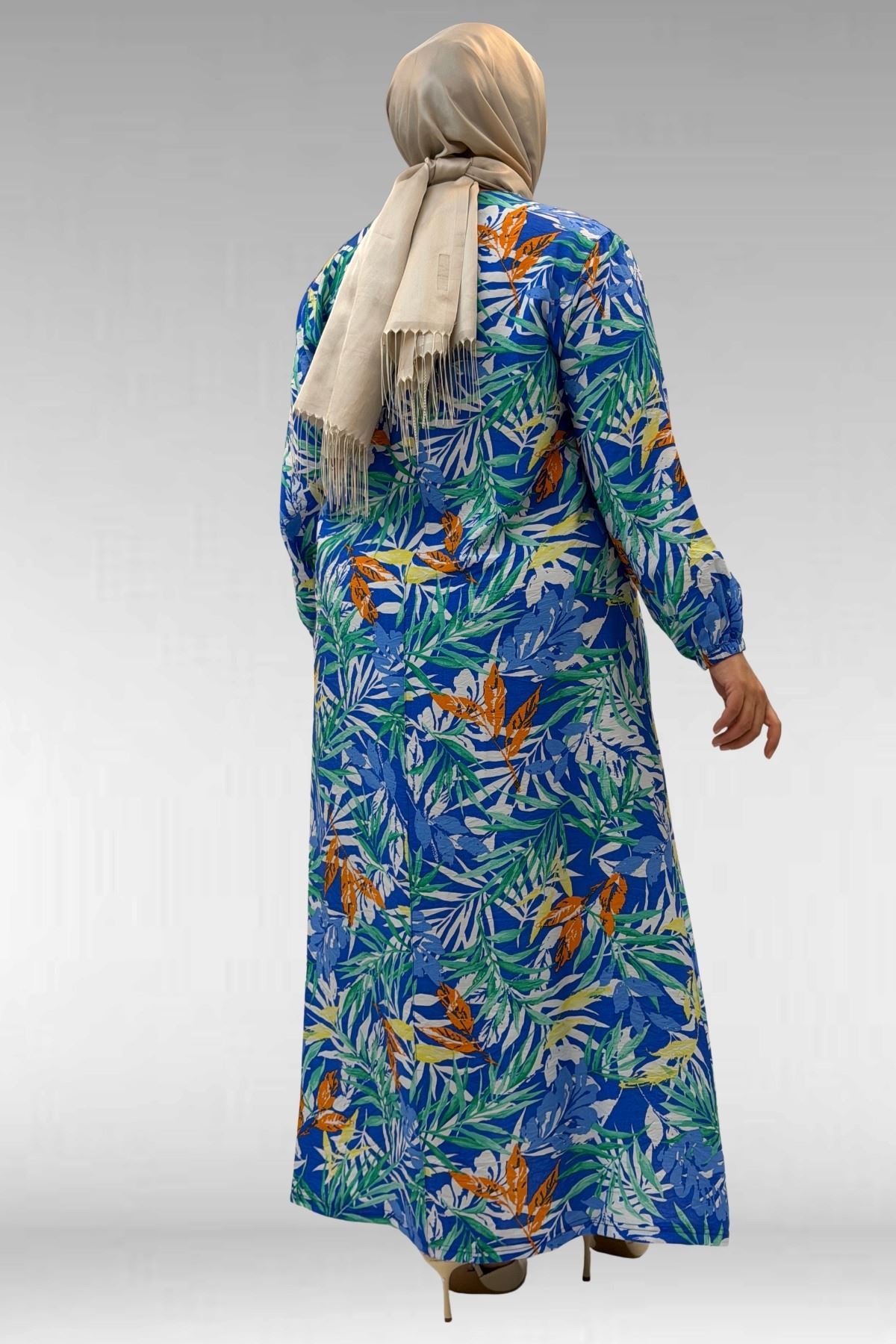 62007 Büyük Beden Kolu Lastikli Elbise - Desenli Saks