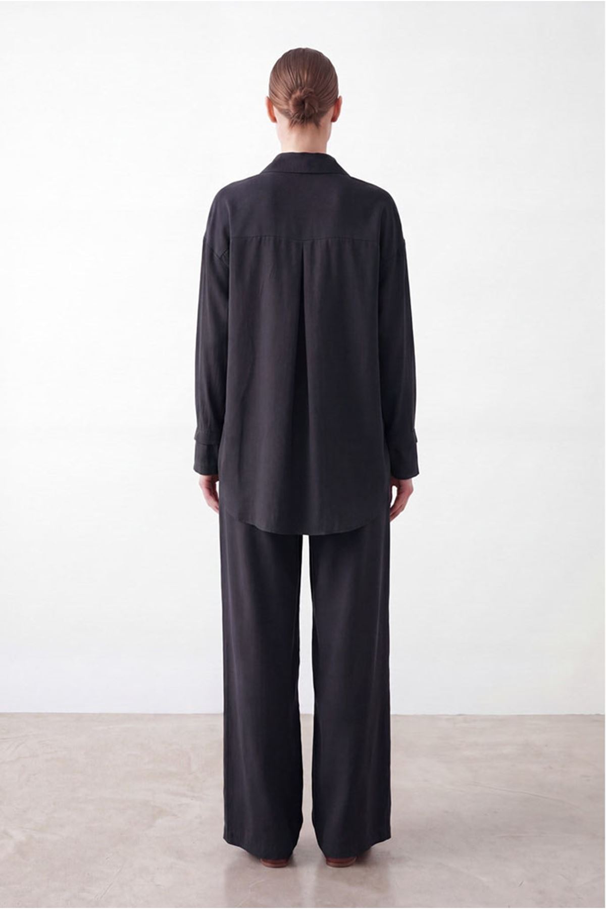 26Y6648 - SİYAH -  V DETAY ŞIK TAKIM