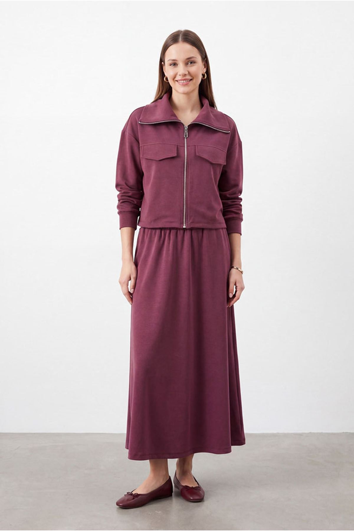 26Y6634 - BORDO - FERMUARLI ETEKLİ TAKIM