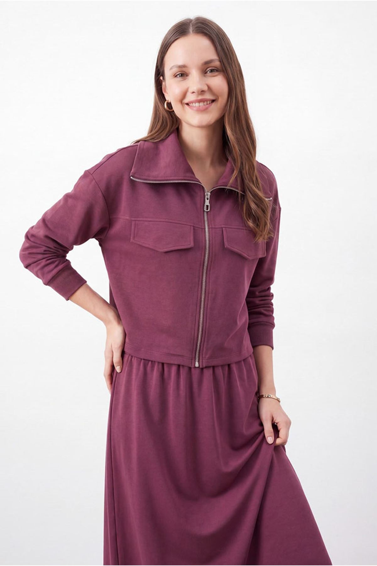 26Y6634 - BORDO - FERMUARLI ETEKLİ TAKIM