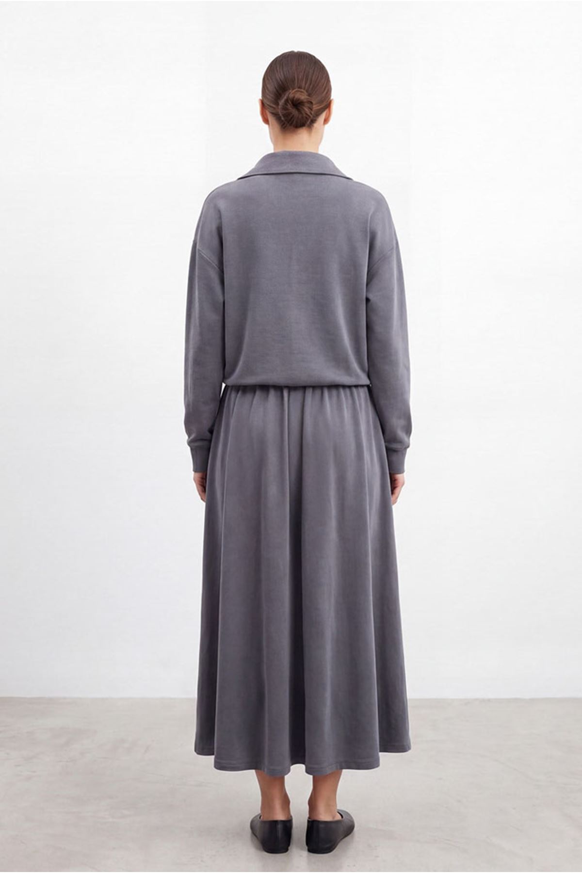 26Y6634 - ANTRASİT - FERMUARLI ETEKLİ TAKIM