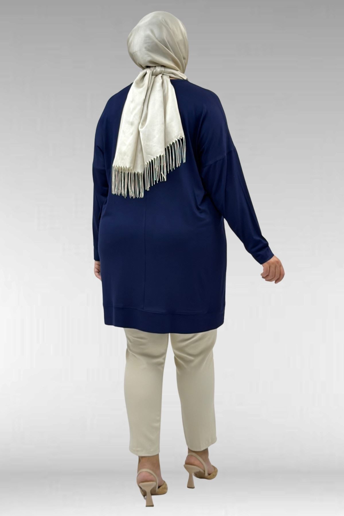 68027 Büyük Beden Yıldız Taş Baskılı Penye Tunik - Lacivert