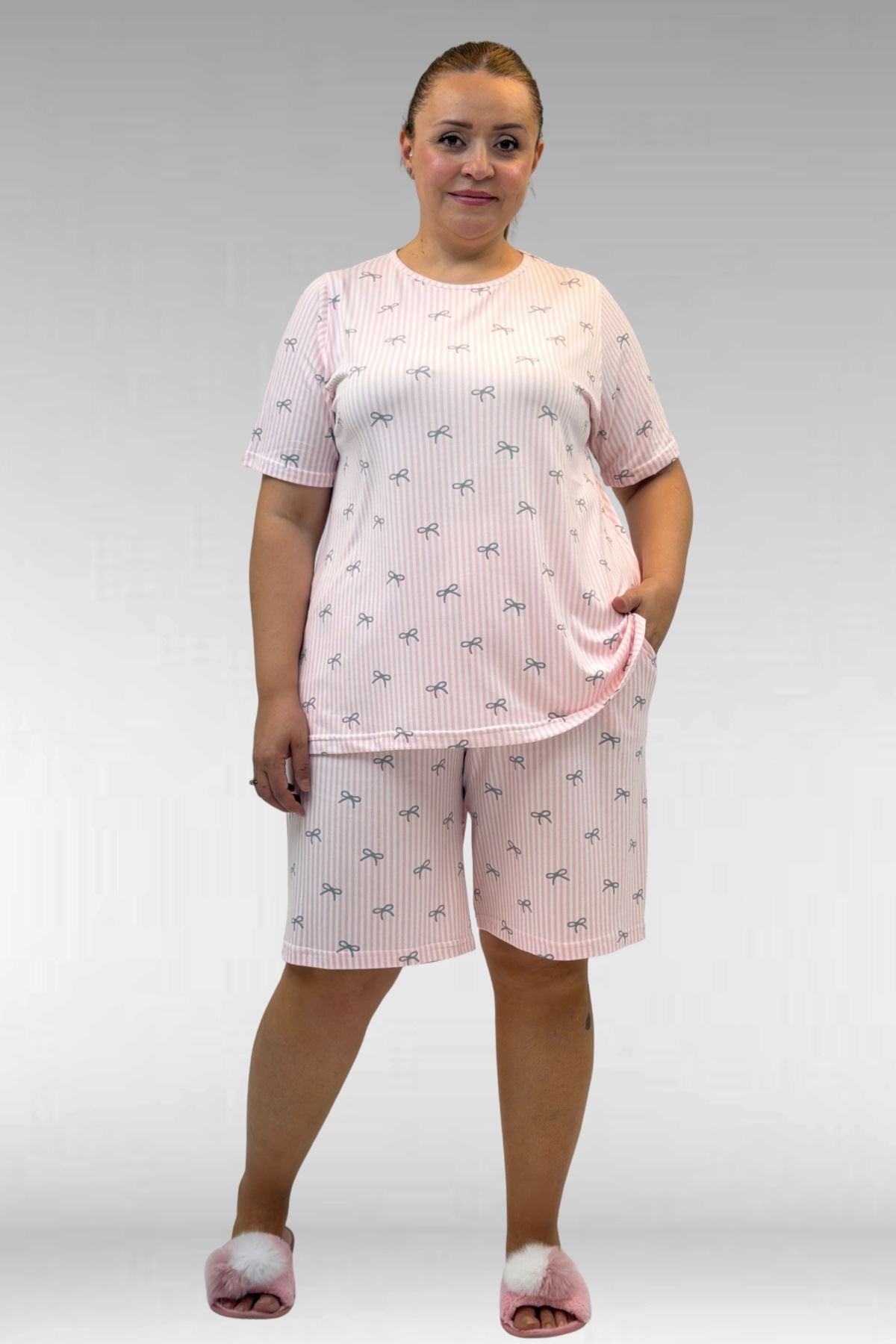 67805 Büyük Beden Desenli Şort-Tişört Pijama Takımı - Antrasit Kurdele Desenli