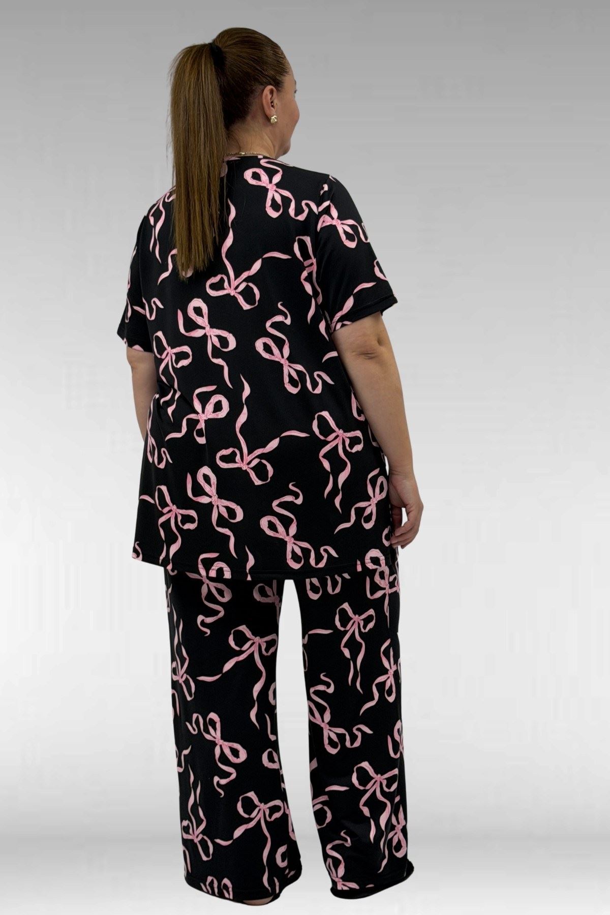 67801 Büyük Beden Kısakol Desenli  Pijama Takımı - Pembe Kurdele Desenli