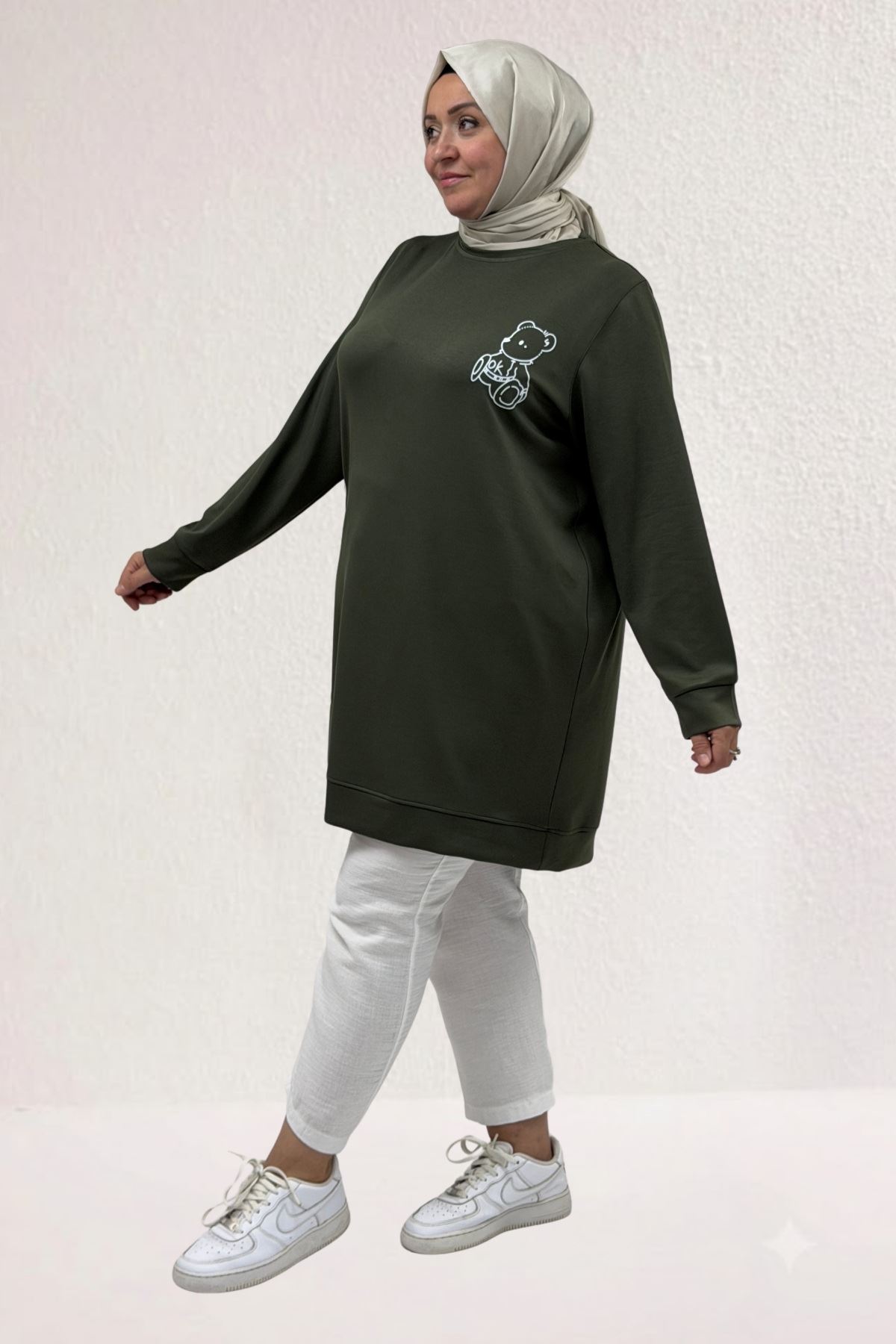 68055 Büyük Beden Önü Baskılı Kendinden Ribanalı Modal Tunik - Haki