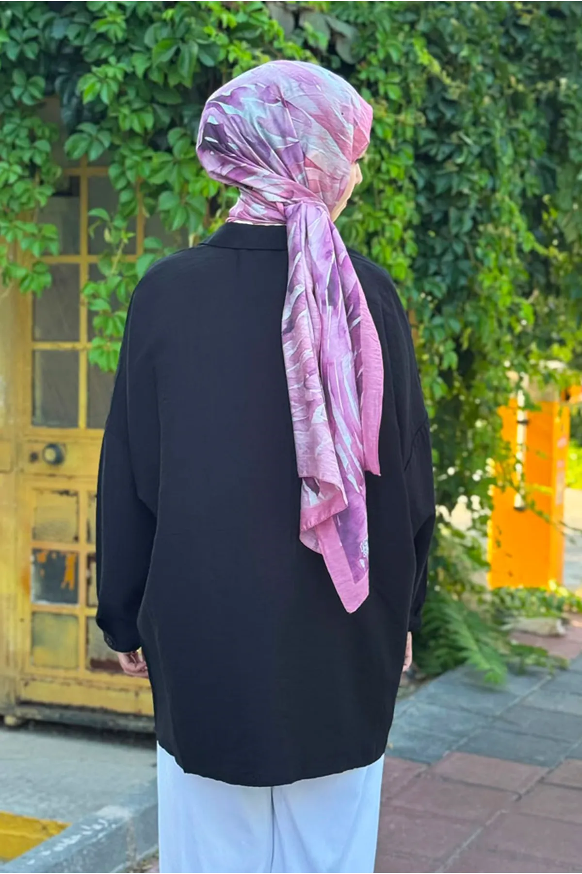 26Y6502 - SİYAH  -  İPEK MODAL OVERSİZE GÖMLEK 