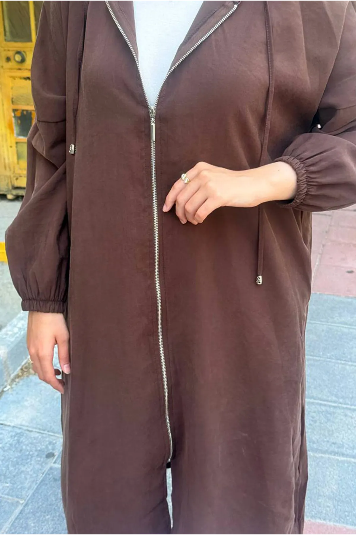 26Y7264 - KAHVE - KAPİŞONLU FERMUARLI KAP