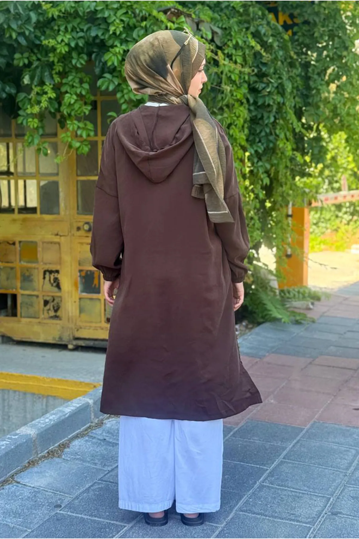 26Y7264 - KAHVE - KAPİŞONLU FERMUARLI KAP