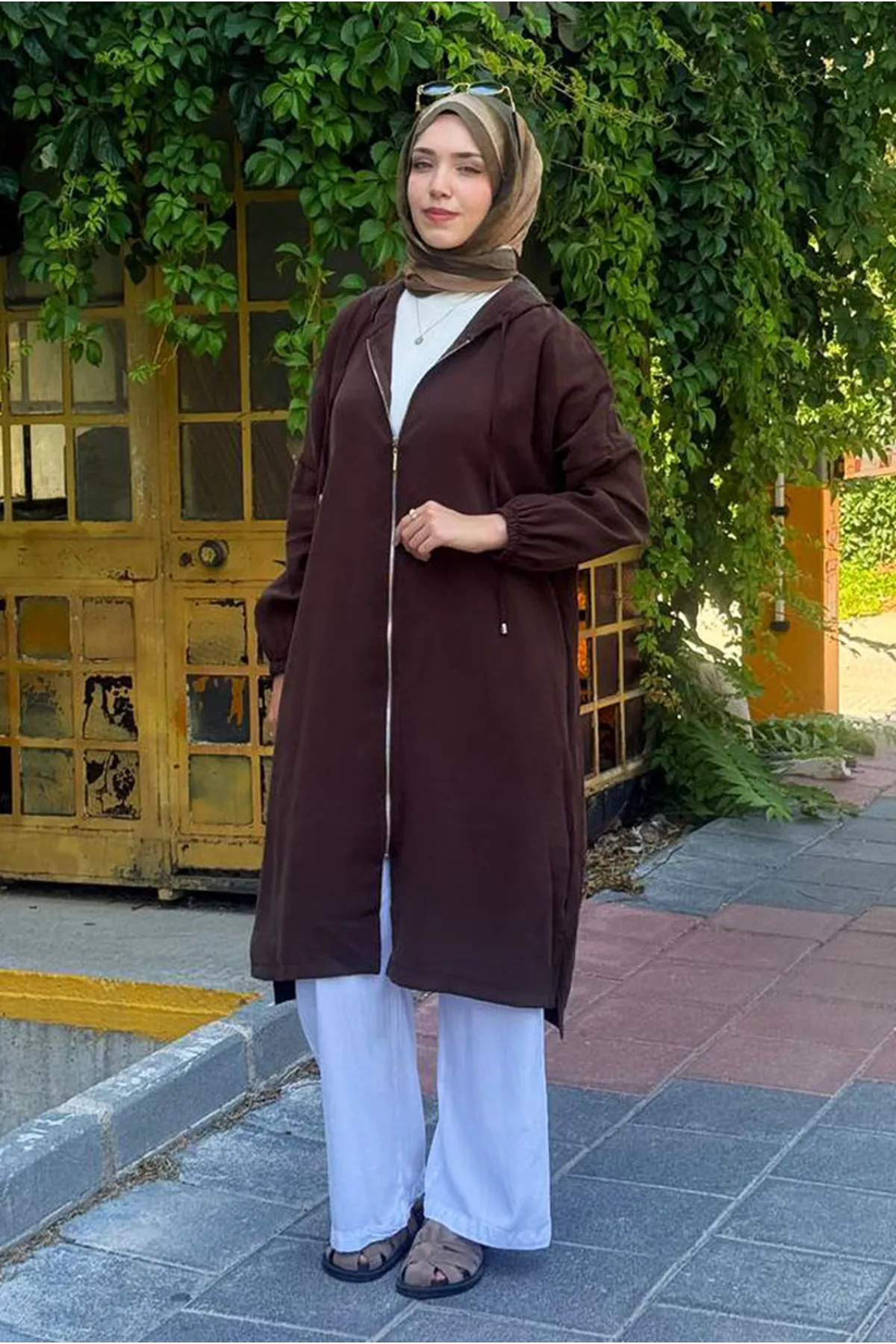 26Y7264 - KAHVE - KAPİŞONLU FERMUARLI KAP