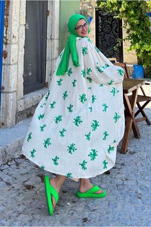 24Y5062 - BEJ YEŞİL - ÇİÇEK NAKIŞLI MÜSLİN KİMONO