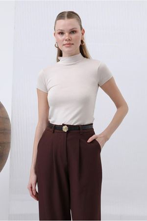 25Y7605 - BEJ - KISA KOL BODY