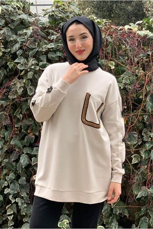 26K4446 - BEJ - MODAL İŞLEMELİ CEPLİ TUNİK