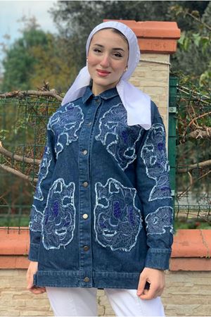 26K5328 - KOYU MAVİ - ETNİK NAKIŞLI DENİM CEKET