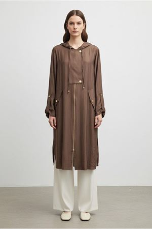 26Y7232 - KAHVE - KAPÜŞONLU KOLU KATLAMALI KAP